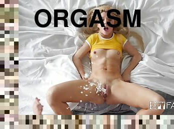 Shameless teen squirting orgasm amazing sex video