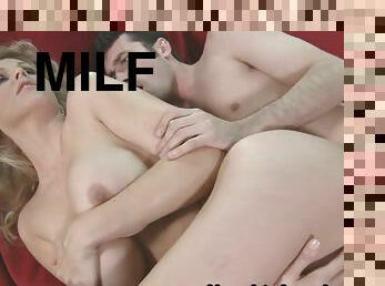 gros-nichons, milf, hardcore, maman, gros-seins, seins