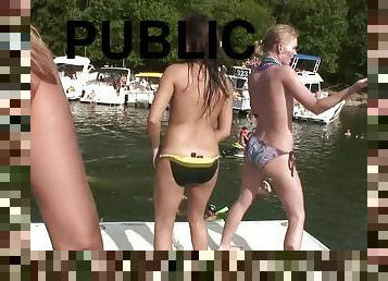 Girls Flashing On The Lake - Public