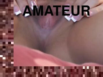 Close up amateur mias nice pussy