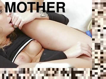 interracial, mulher-madura, mãe-mother, chupando