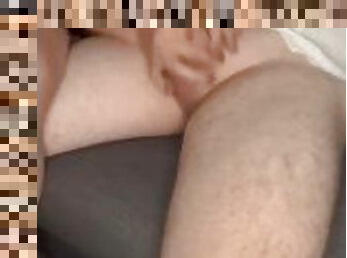 gros-nichons, masturbation, fête, amateur, ejaculation-sur-le-corps, branlette, massage, sperme