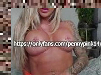 Onlyfans Model Penny Fully Exposes Her Tits and Plays Wildly