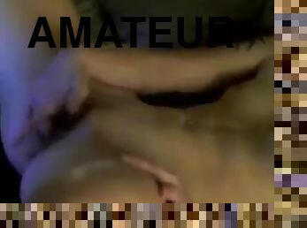 masturbation, fitta-pussy, amatör, fingerknull, tight, perfekt, ensam, rakad, små-bröst