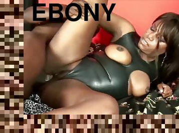 Ebony Mistress In Sexy Rubber