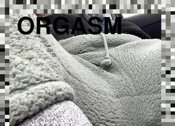 masturbation, orgasme, public, jouet, voiture, ejaculation, solo, sexe-habillé