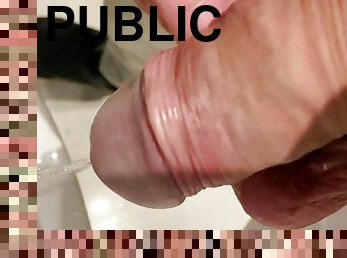 masturbation, en-plein-air, pisser, public, amateur, énorme-bite, gay, jeune-18, européenne, euro