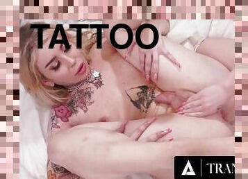 teta-grande, anal, babes, garganta-funda, desobediente, tatuagem, pénis, provocando