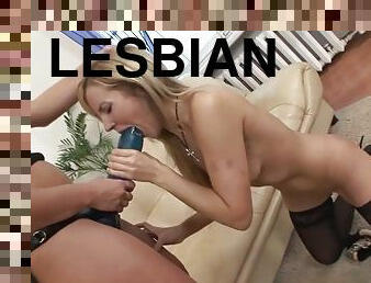 Olivia and Zlata kinky lesbian sex