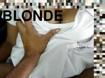 ??????? ???? ??? ????? ??????? ?? Sri Lankan School Blonde Always Have A CONDEM In School Bag