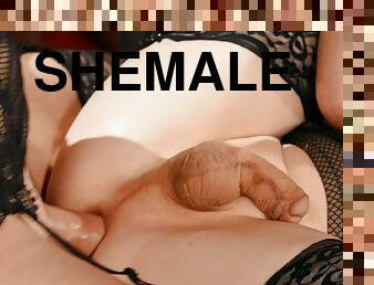 No-Bra Kadabra shemales threesome sex