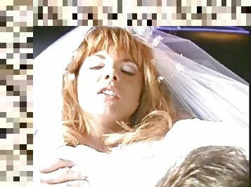 Nikki Lynn in White 3 Bride Nikki Lynn cheats and fucks the limo driver on the way to her wedding! (Full Version)