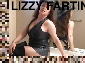 Lizzy Farting