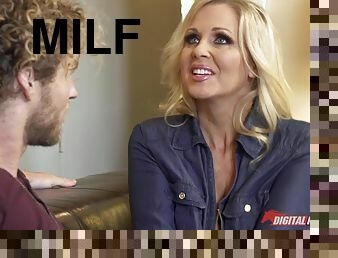 Gorgeous MILF pornstar Julia Ann hardcore porn scene