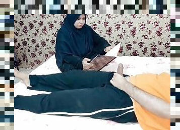 payudara-besar, mastubasi, blowjob-seks-dengan-mengisap-penis, arab, handjob-seks-dengan-tangan-wanita-pada-penis-laki-laki, hindu, sentakkan, saudara-perempuan, cantik, tertangkap