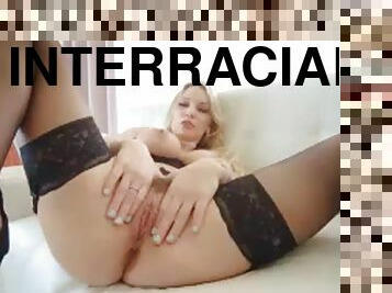 antar-ras, gambarvideo-porno-secara-eksplisit-dan-intens, bokong