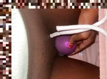 poilue, masturbation, chatte-pussy, amateur, ébène, jouet, black, horny, coquine, assez