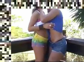 Brazilians kissing
