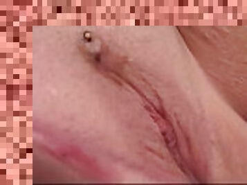 masturbación, orgasmo, squirting, amateur, regordeta, a-solas, tatuaje