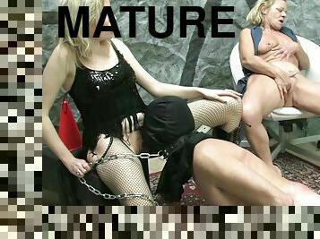 masturbation, chatte-pussy, amateur, mature, granny, bdsm, esclave, trio, bas, sale