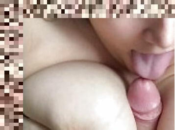 payudara-besar, puting-payudara, amatir, blowjob-seks-dengan-mengisap-penis, wanita-gemuk-yang-cantik, menelan, sudut-pandang, berciuman, sperma, payudara