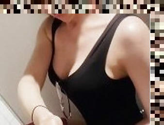 kantor, umum, diikatkan-pada-tubuh, anal, blowjob-seks-dengan-mengisap-penis, deepthroat-penis-masuk-ke-tenggorokan, bdsm-seks-kasar-dan-agresif, pelacur-slut, perempuan-jalang, bersetubuh