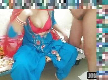 Horny Punjabi bhabhi fucked by bihari clear hindi and punjabi audio