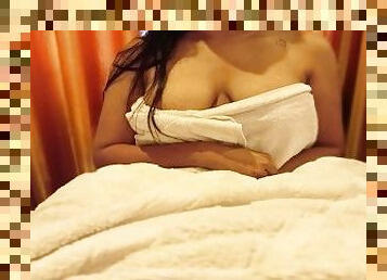 asiatique, gros-nichons, amateur, branlette, massage, indien, point-de-vue, ejaculation