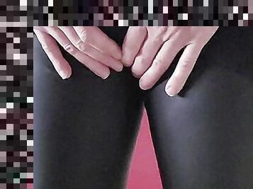 Masturbation in leggings