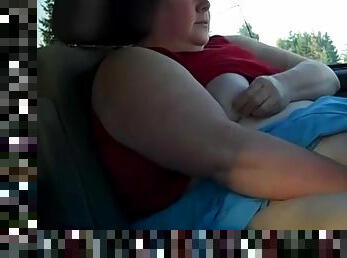 Ssbbw Slut Masturbates In Her Car