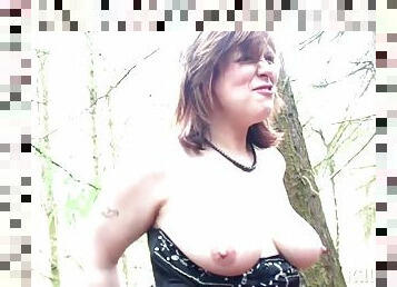 Busty whore ga banged in the woods