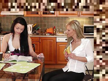 Nathaly Cherie enjoys eating Daphne Klyde's wet puss in the kitchen