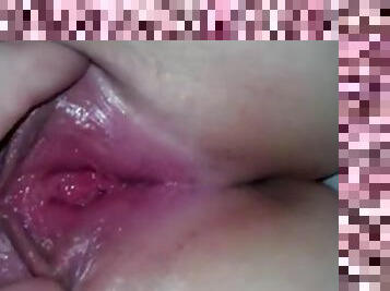 Amateur beauty is getting dickhead in her puss