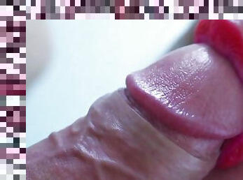 These cute lips are created for blowjob 