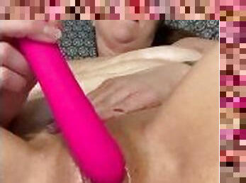 büyük-göğüsler, kocaman-huge, mastürbasyon-masturbation, boşalma, amcık-pussy, orta-yaşlı-seksi-kadın, anneciğim, dolgun-güzel-kadın, iri-göğüslü, doğal