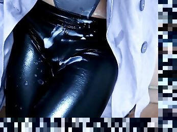 Piss and cum on wet leggings