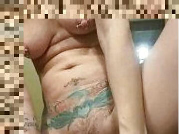 amador, babes, mulher-madura, sozinho, morena, tatuagem, tetas-pequenas