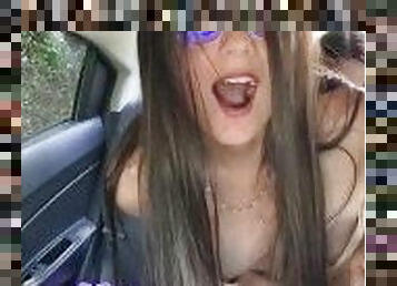 orgasme, public, chatte-pussy, lesbienne, ados, doigtage, voiture, petite-amie, solo