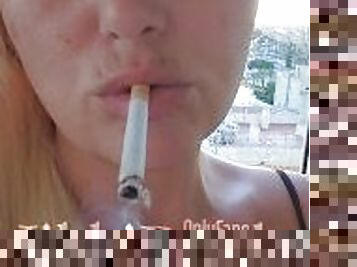 amateur, regordeta, rubia, británico, bonita, fetichista, fumando