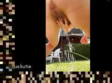 cul, gros-nichons, poilue, en-plein-air, pisser, chatte-pussy, amateur, compilation, petits-seins