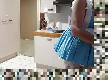 Married CD dressing as sissy maid in the kitchen with butt plug fail