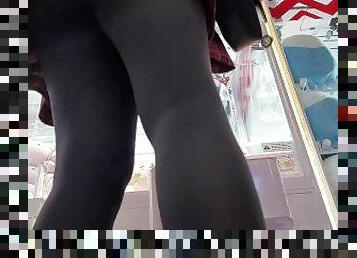 Upskirt view at an Arcade ????