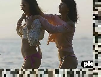 Cute teen lesbians Cara Pin and cute Elilith Noir posed totally nude