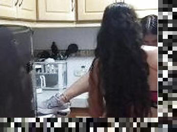 velho, cona-pussy, lésbicas, mãe, dedos, cozinha, beijando, jovem18, filha, mais-velho