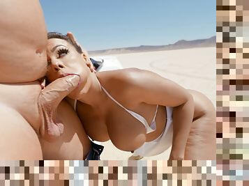 Luna Star gives a great head and gets fucked in the desert