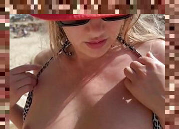 gros-nichons, public, amateur, mature, milf, plage, blonde, seins, fétiche, seins-nus