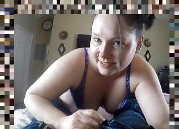BBW Chick sucks cock and drains the pipe