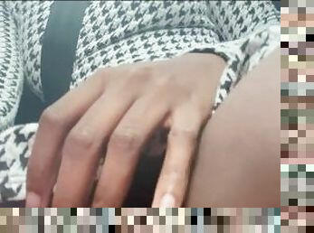 ALLIYAHALECIA MASTURBATING DURING THE UBER / CAR RIDE (Almost Crashed) *driver kept peeking to see*