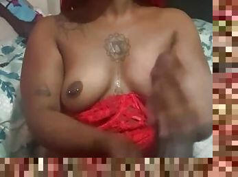 amateur, mamada, negra-ebony, regordeta, sucio, primera-persona, tatuaje, tetitas