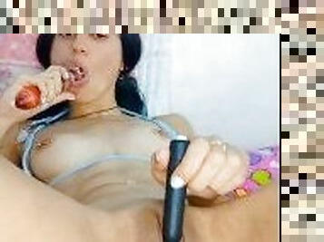 Colombiana Sexy ama chorrear y tener orgasmos fuertes~Masturbacin y mltiples chorros~